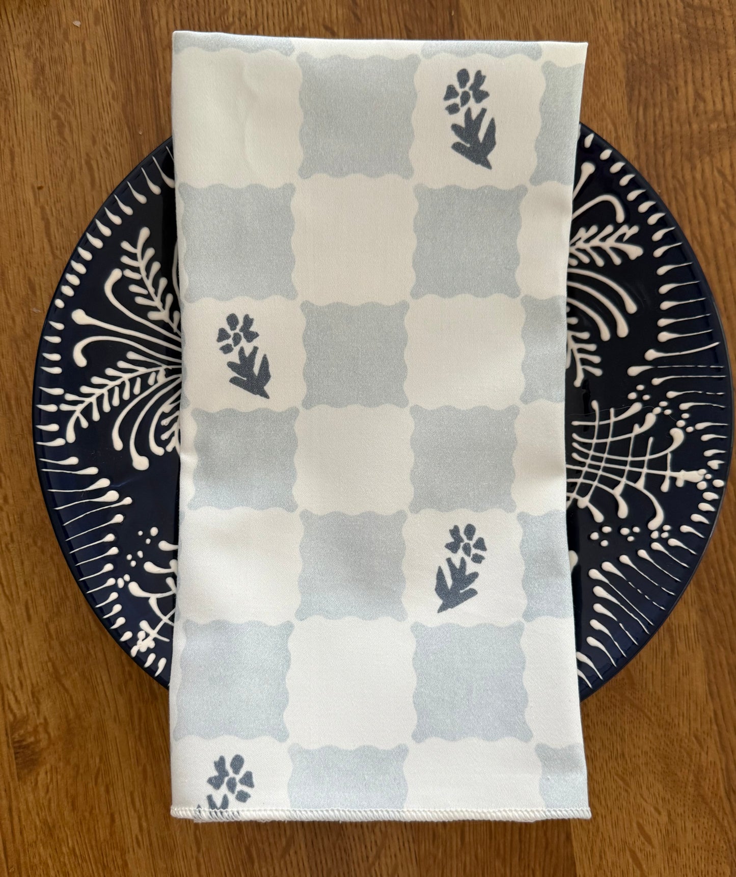 Check Fleur Dinner Napkin in Blue