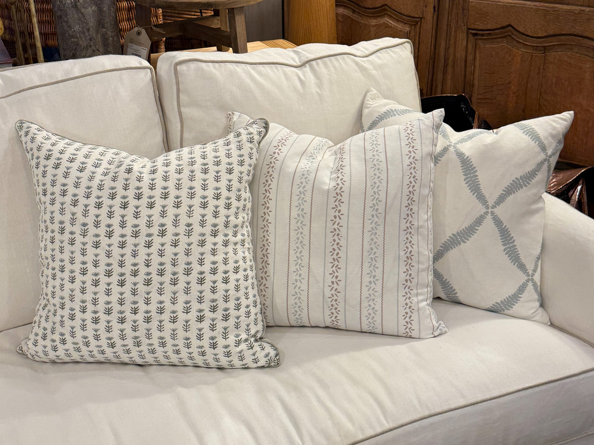 20x20" Pillow in Claire, Serene