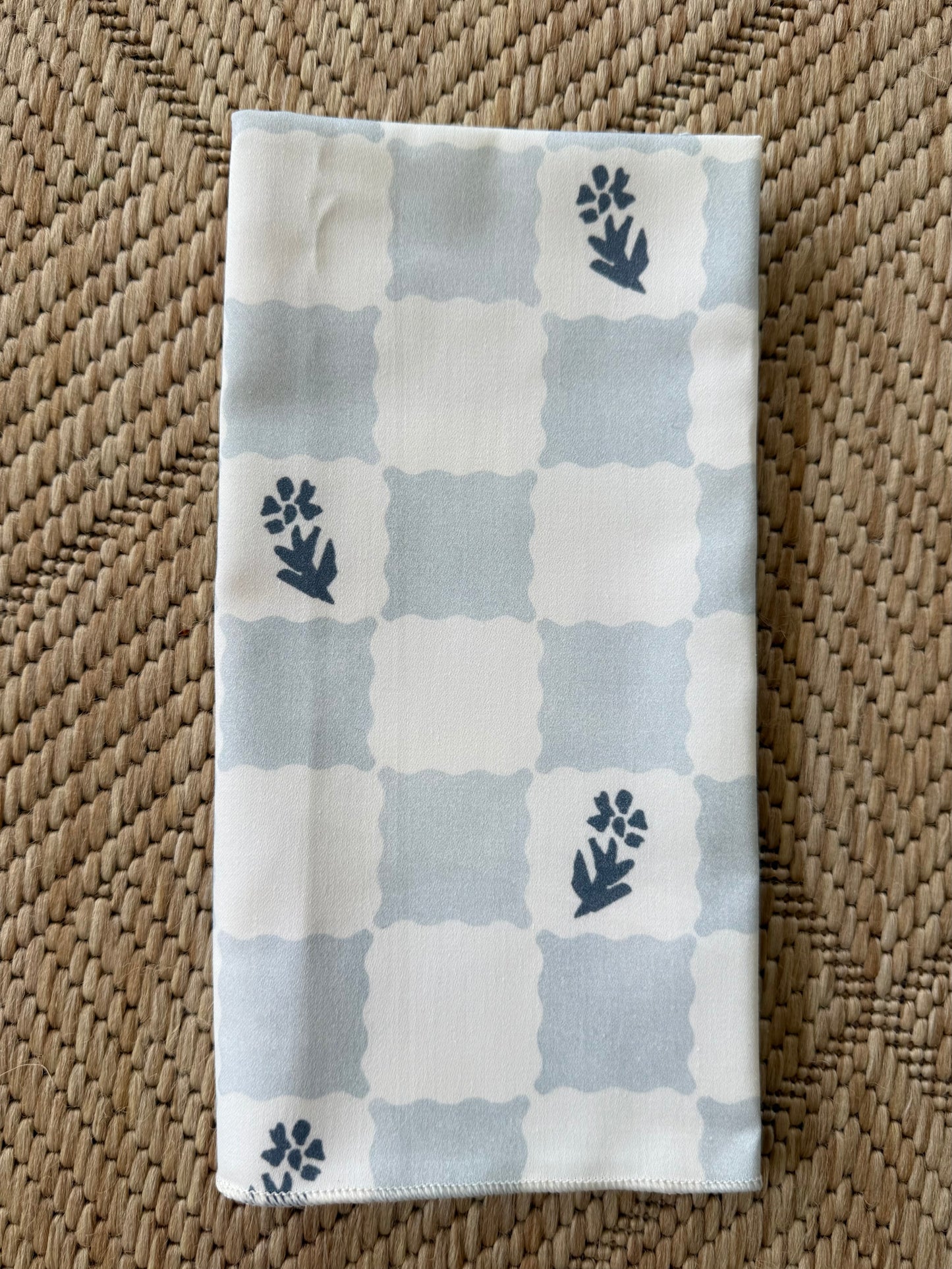 Check Fleur Dinner Napkin in Blue